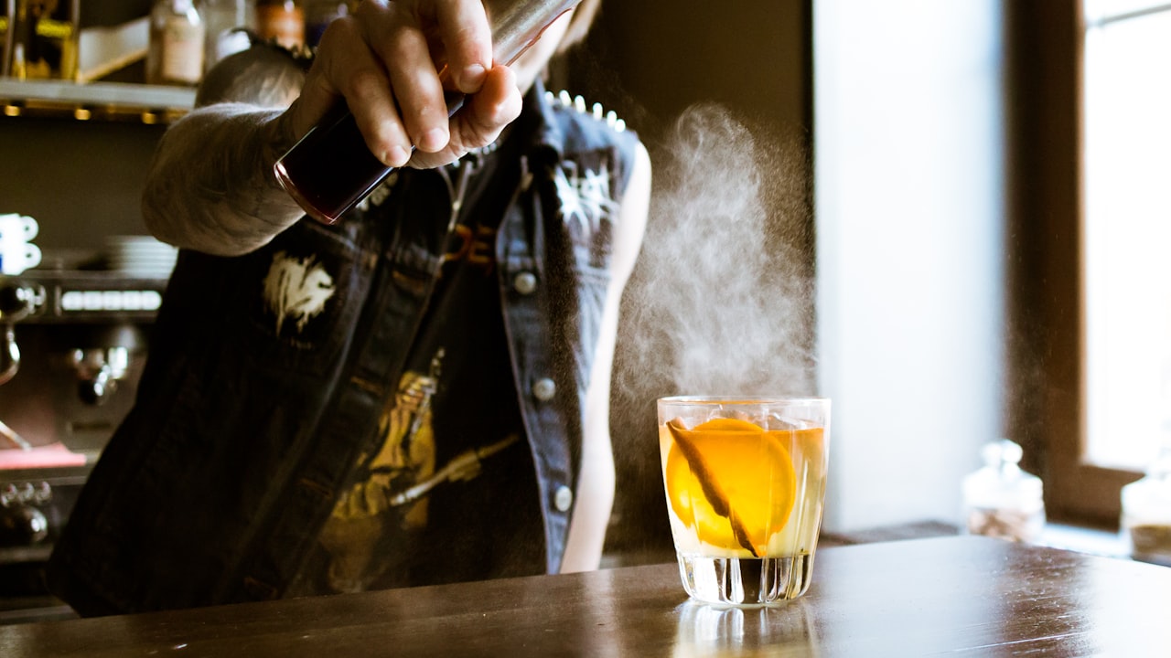 Cocktail Tables To Make The Room Stylish